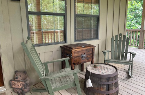 Abbeville House | Buddy's Bungalow
