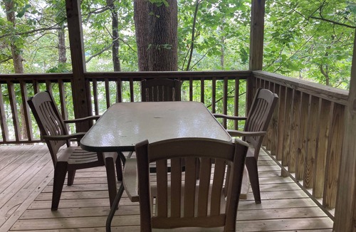 Abbeville House | Buddy's Bungalow