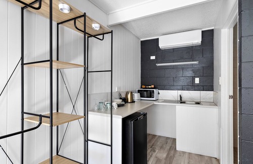 Tanawha Hotel | Buderim Fiesta Motel