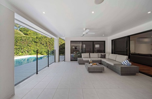 Buderim House | Buderim Mountaintop Retreat With Pool
