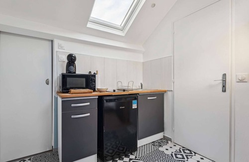 Charleville-Mezieres Apartment | Budget apart city centre with parking