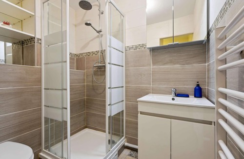 Charleville-Mezieres Apartment | Budget apart city centre with parking