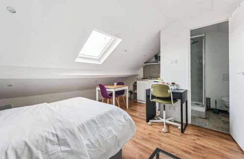 Charleville-Mezieres Apartment | Budget apart city centre with parking