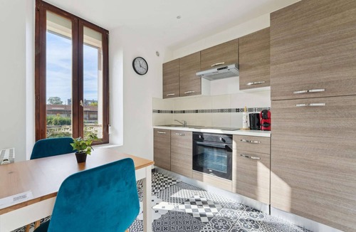 Charleville-Mezieres Apartment | Budget apart city centre with parking