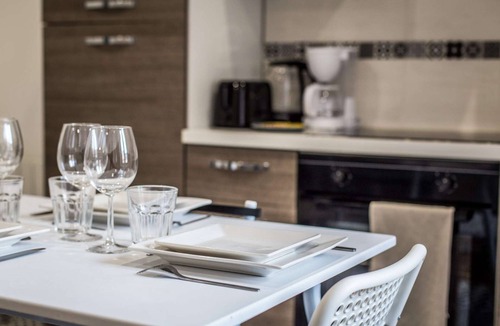 Charleville-Mezieres Apartment | Budget apart downtown with parking