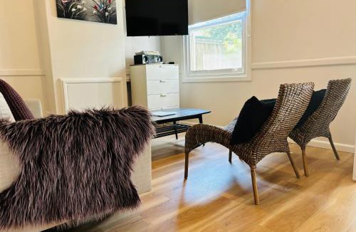 Elizabeth North House | Budget Barossa