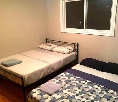 Grand River South House | BUDGET BNB IN KITCHENER-WATERLOO-15 PERCENT OFF ON 2ND DAY-Hurry!