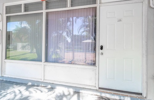 Oakland Park Apartment | Budget-Conscious w/Style near Ft Lauderdale Beach