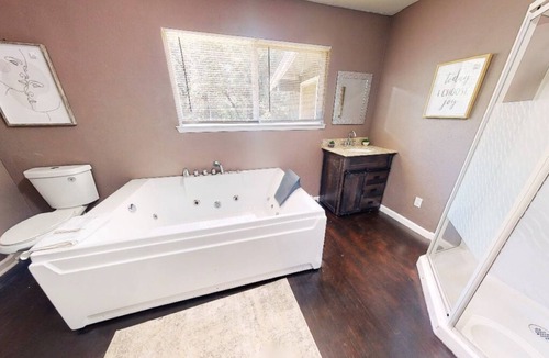 Auburn Apartment | Budget-Friendly Auburn Retreat