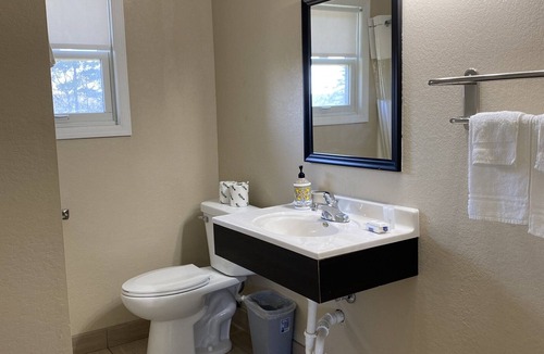Prescott House | Budget-Friendly Comfort
