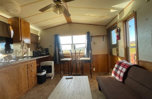 Pine Grove House | Budget Friendly Farmhand Staynn