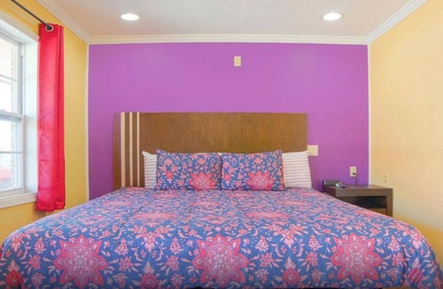 Lockport Hotel | Budget-friendly King Bed | Minutes from Houma and Restaurants | Free Parking