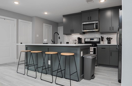 Houston House | Budget Friendly, Near Downtown- New Build Home