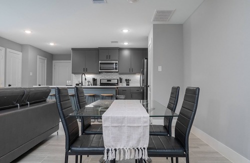 Houston House | Budget Friendly, Near Downtown- New Build Home