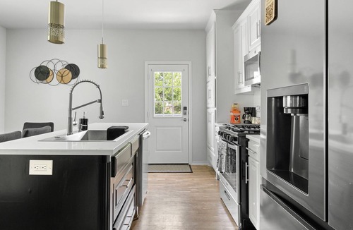 Fort Worth House | Budget-Friendly Retreat Stockyards HotTub MiniGolf