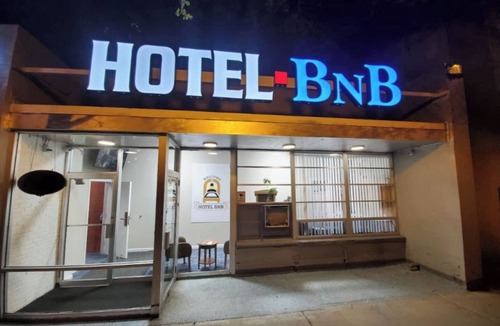 South Loop Apartment | Budget-Friendly Room| Free Coffee | Downtown