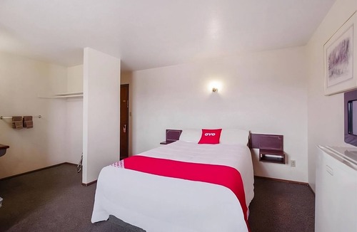 Cheyenne Wells House | Budget-friendly Find! With Free Onsite Parking, Pet-friendly Property!