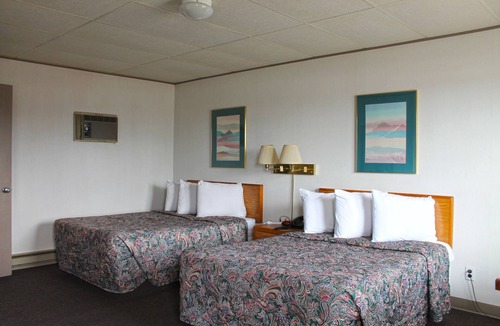 Sault Ste. Marie Hotel | Budget Host Crestview Inn