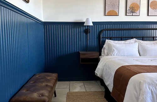 Riverhead Hotel | Budget Host East End