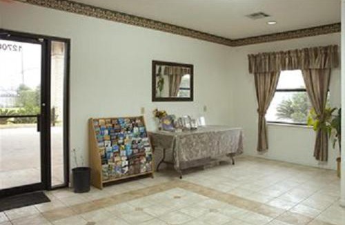Kempwood Hotel | Budget Host Hempstead Inn Brookhollow/Energy Corridor