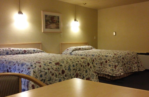 Byers Hotel | Budget Host Longhorn Motel