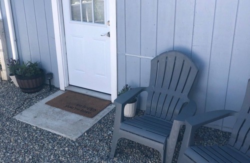 Las Lomas Cottage | Budget house with yard