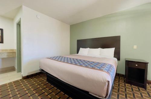 Ada Hotel | Budget Inn Ada