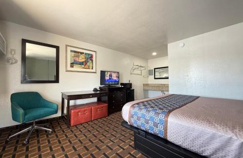 Ada Hotel | Budget Inn Ada