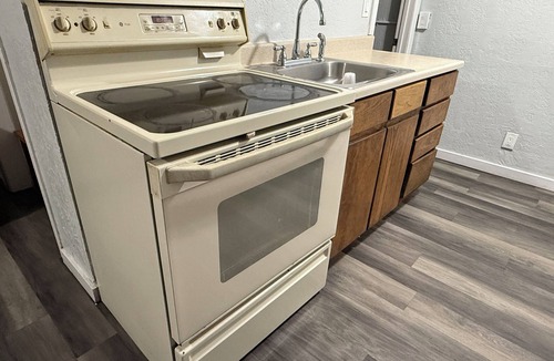 Old Farm District Hotel | Budget Inn Bend