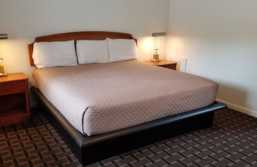 Breezewood Hotel | Budget Inn Breezewood