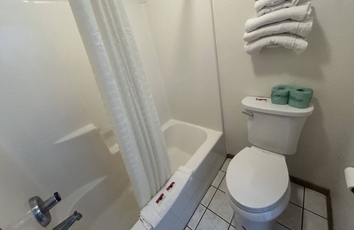 Greenville Hotel | Budget Inn by Hotel O Greensville I 70