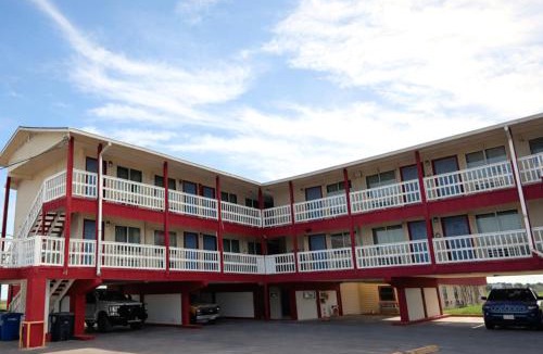 North Beach Hotel | Budget Inn By OYO Corpus Christi Beach