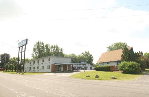 Bayberry Hotel | Budget Inn Cicero