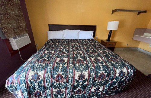 Du Quoin Hotel | Budget Inn Du Quoin