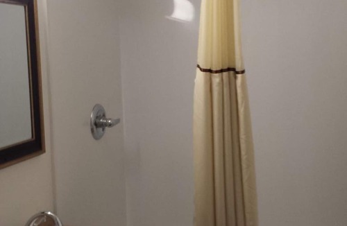 Fairport Hotel | Budget Inn Fairport