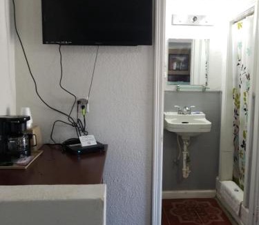 Hamilton Hotel | Budget Inn Hamilton