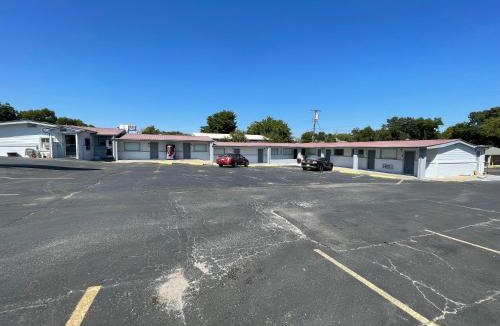 Madill Hotel | Budget Inn Madill