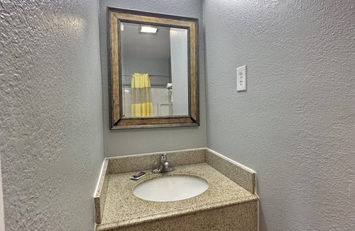 Magnolia Hotel | Budget Inn Magnolia