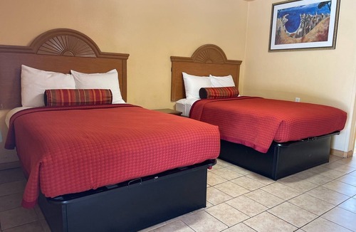 Refugio Hotel | Budget Inn Motel