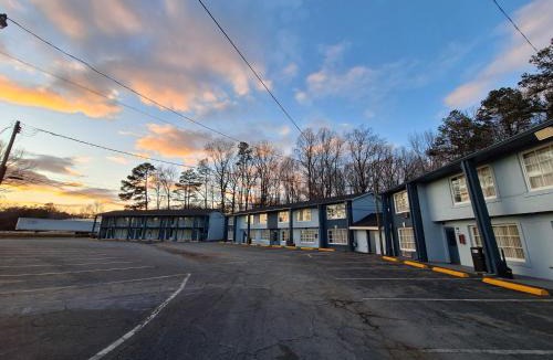 Roxboro Hotel | Budget Inn - Roxboro