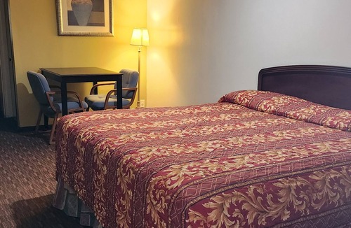 Bartlesville Hotel | Budget Inn
