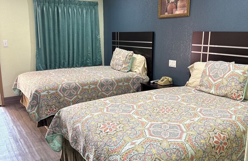 Hallettsville Hotel | Budget Inn