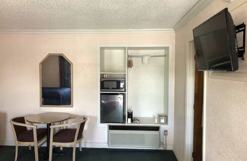 Jasper Hotel | Budget Inn