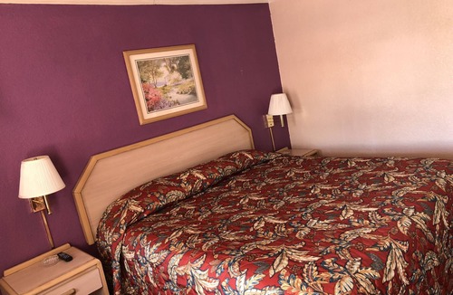 Jasper Hotel | Budget Inn