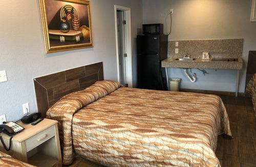 Kingsville Hotel | Budget inn