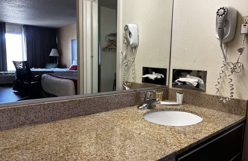 Laramie Hotel | Budget Inn