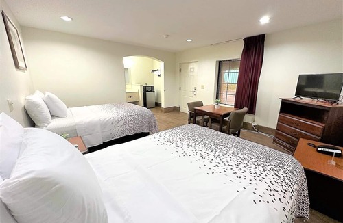 Northport Hotel | Budget Inn