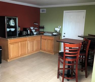 Sedalia Hotel | Budget Inn