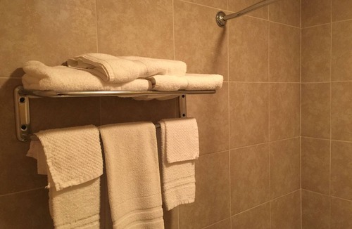 St. Robert Hotel | Budget Inn