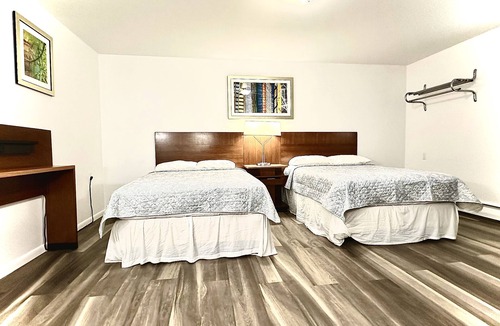 Wellsville Hotel | Budget Inn